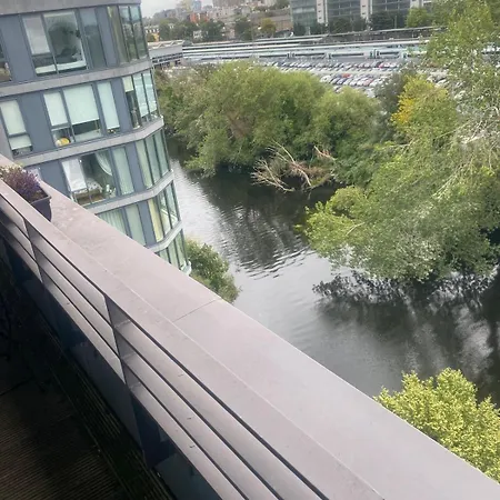 Stylish Rooftop River Liffey View Appartement