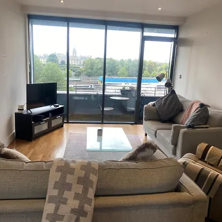 Apartament Stylish Rooftop River Liffey View Dublin